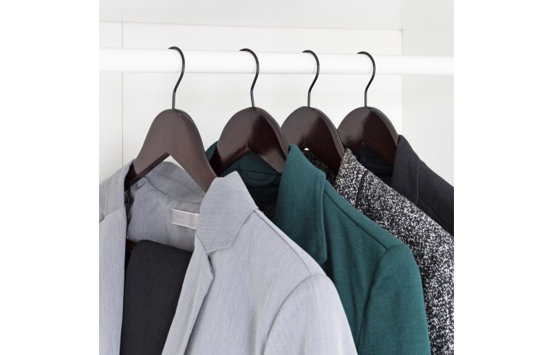 Cintre de qualité A, crochet noir laqué brun foncé 