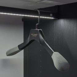 Cintre de qualité A, crochet chromé plat laqué antique 