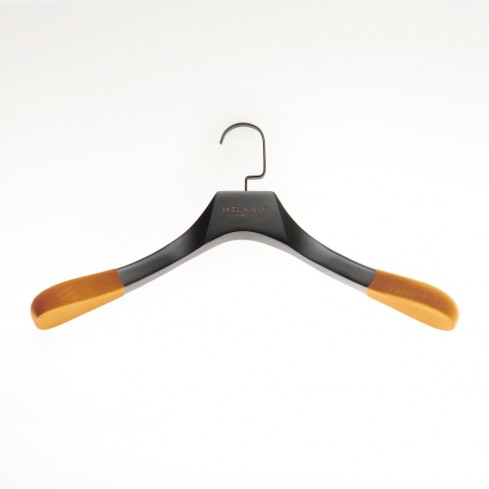 Cintre de qualité A, crochet noir plat laqué antique 