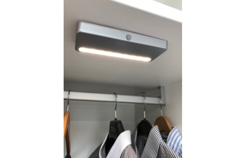 Lampe LED rechargeable avec détecteur de mouvement