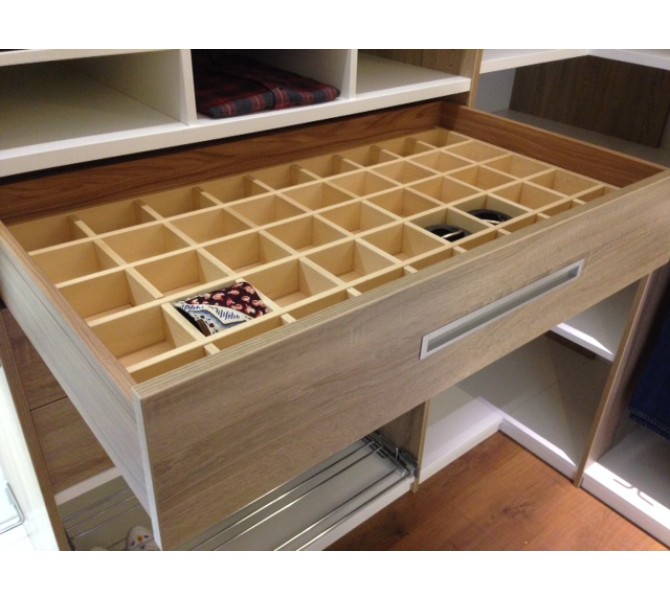 iDesign EcoWood Set van 2 ladeorganisatoreenheden, Paulownia houten ladeverdelers voor de keuken, keukenladeverdelers voor het opbergen van bestek en gebruiksvoorwerpen, beige