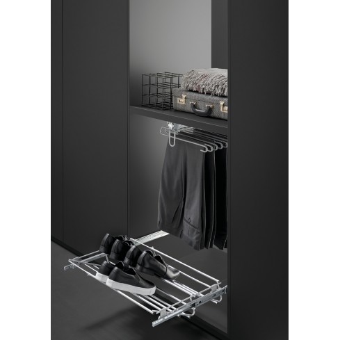 Pull-out and width adjustable shoe rack, top model from Vibo