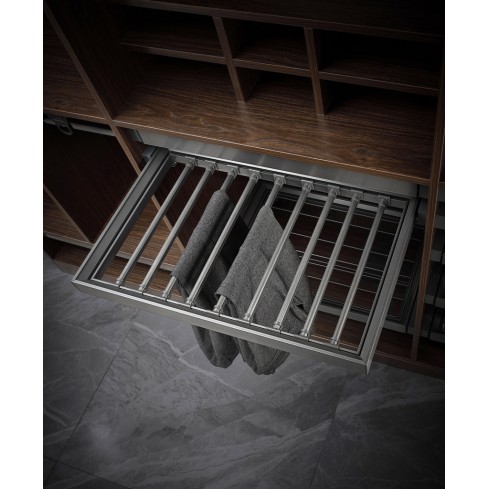 Porte-pantalons de luxe extractible en anthracite, intégré et doté d'un système de fermeture en douceur