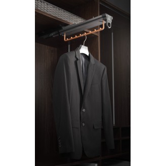 Luxe uittrekbare antraciet/oranje garderobehouder met soft-close Luxe uittrekbare antraciet/oranje garderobehouder met soft-close